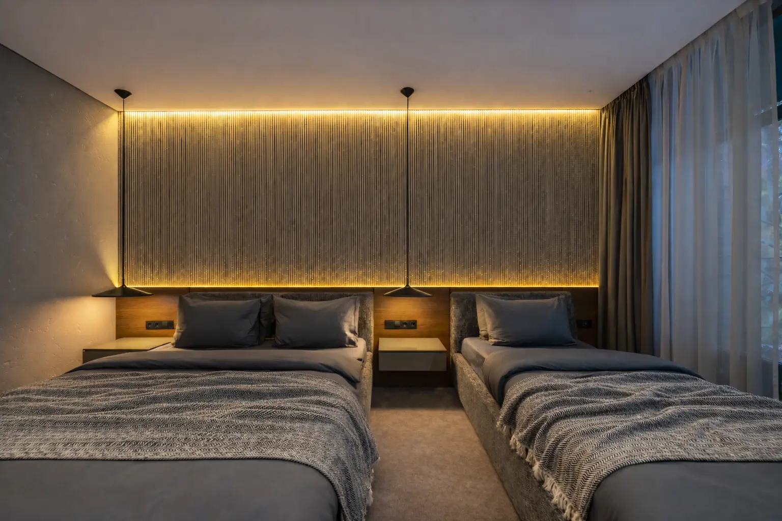 <span>Premium</span> triple room