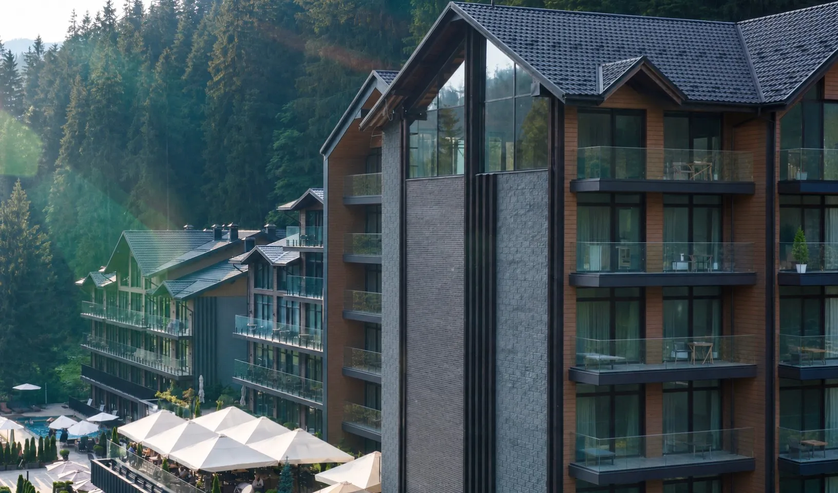 Інвестиції в апартаменти Wood Hotel: останні номери у вже працюючому карпатському комплексі
